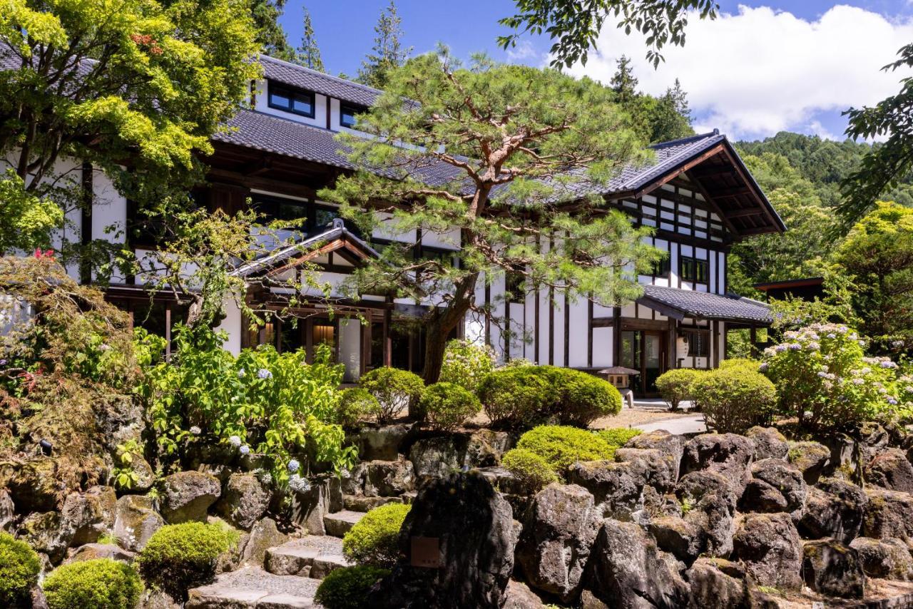 Hotarutei Villas Yamanouchi  Ngoại thất bức ảnh